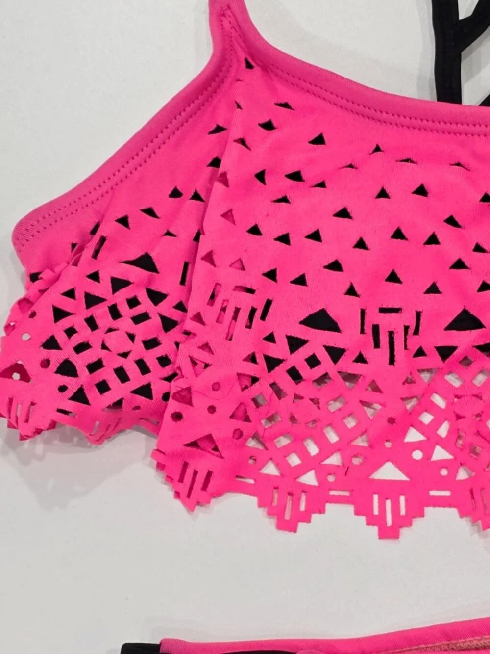Justice ✦ Pink & Black Laser‑Cut Bikini Set ✦ Ruffle Crop Top Ruched Bottoms 8